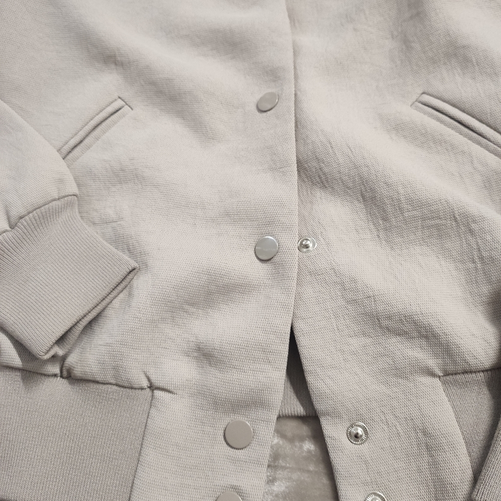 Poussin Bomber ARITZIA - Picture 5 of 6